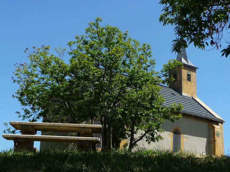 Chapelle et aire de pique-nique