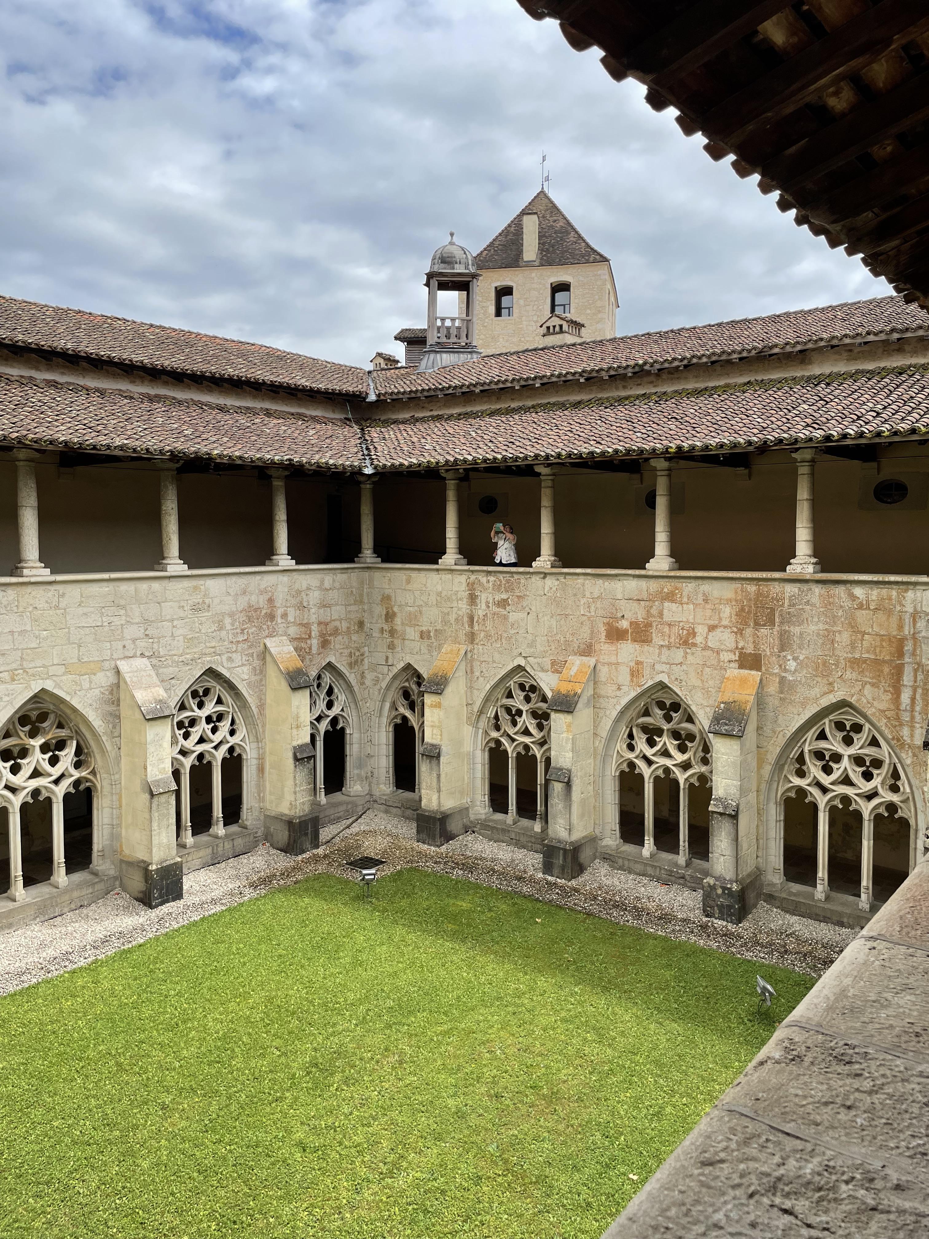 Ateliers à l'Abbaye d'Ambronay : cyanotype, tataki-zomé ou philtre d'amour_Ambronay