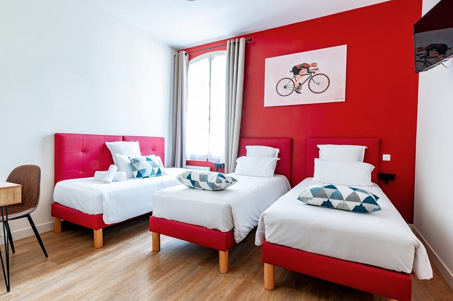 Sault-hotel-nesk-ventoux-chambre-rouge