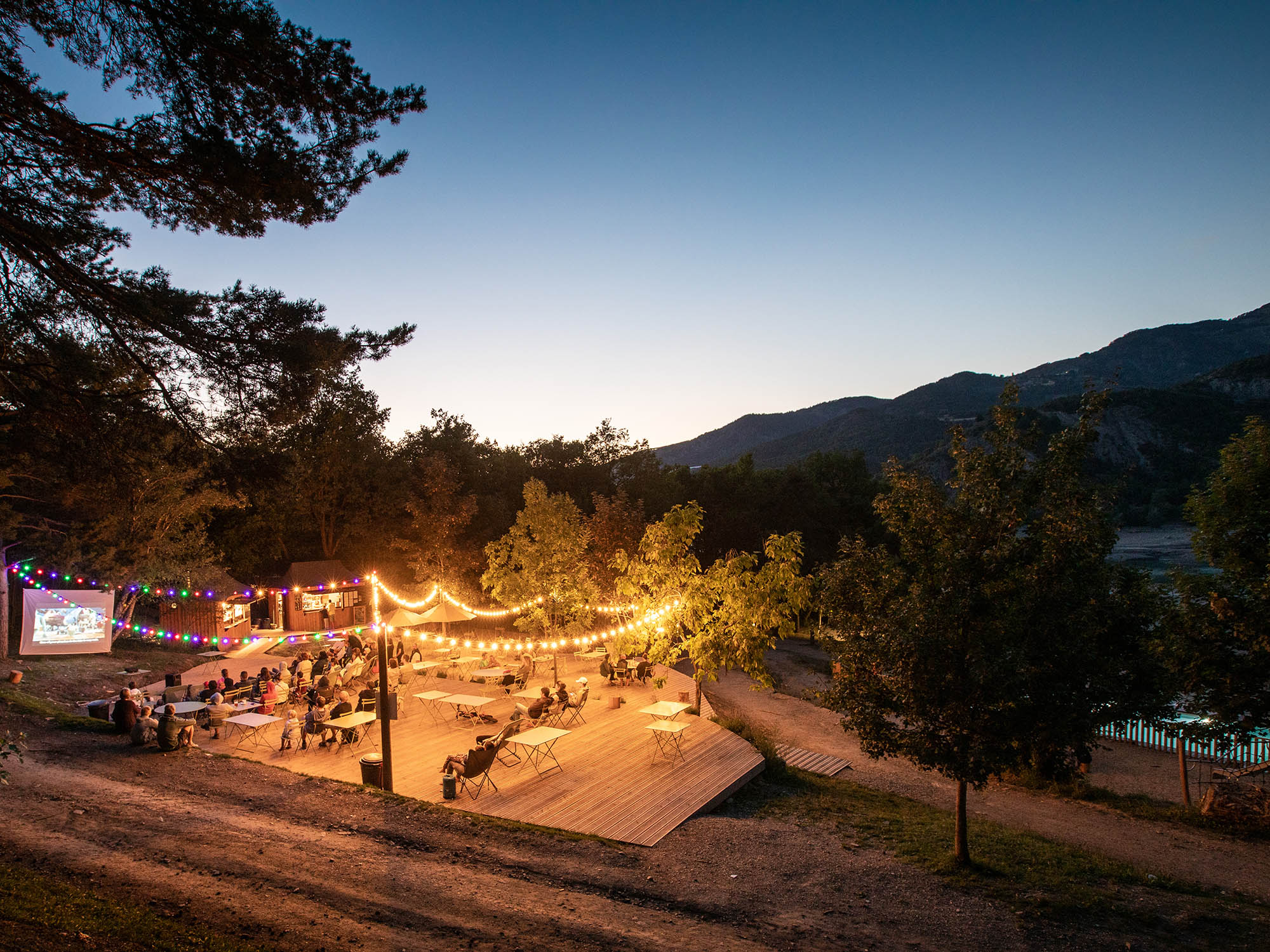 Camping Huttopia Lac de Serre-Ponçon