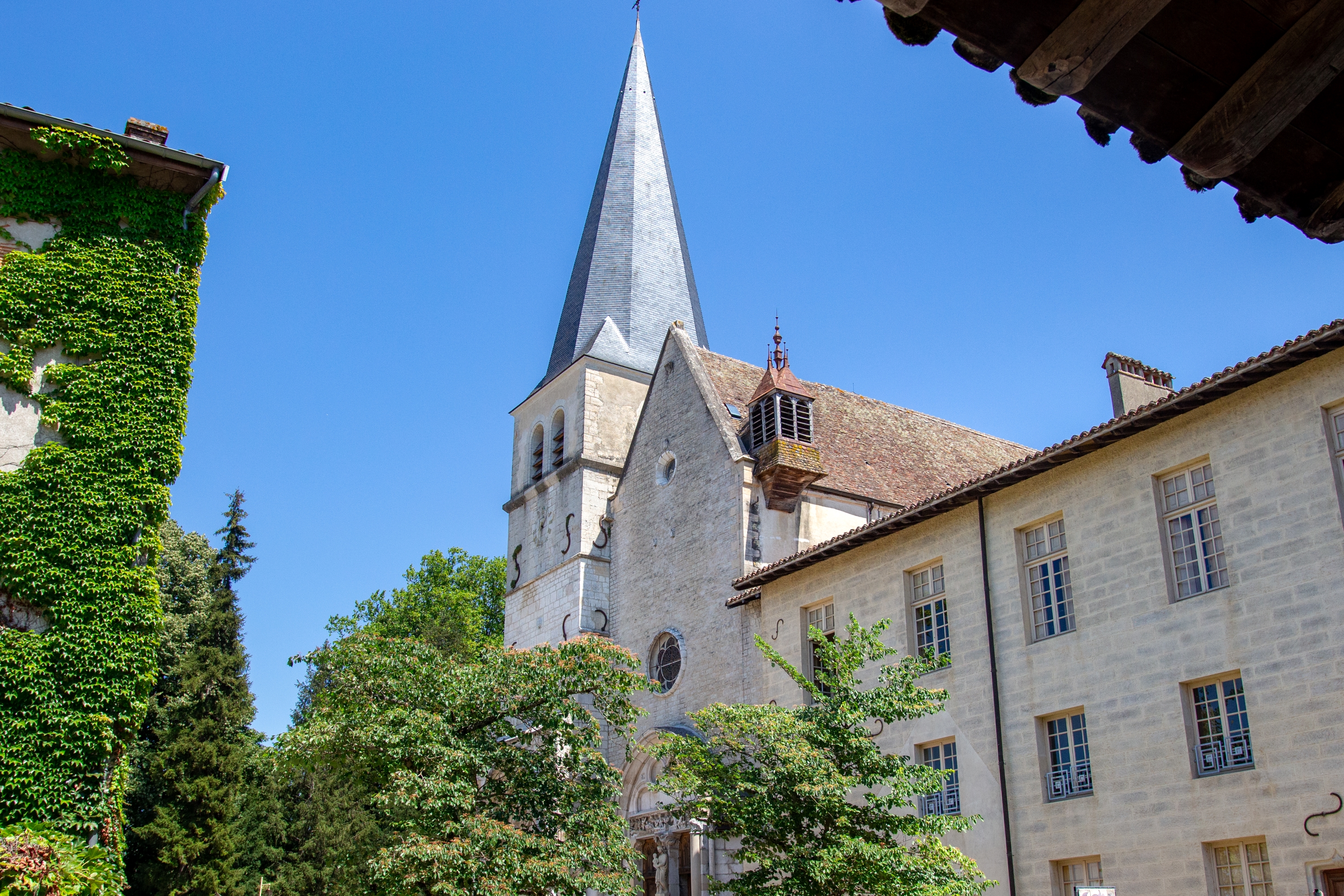 Abbaye d'Ambronay