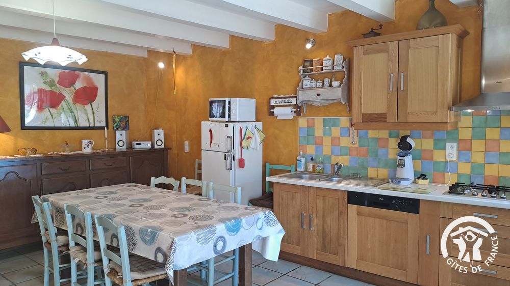 Séjour avec cuisine ouverte