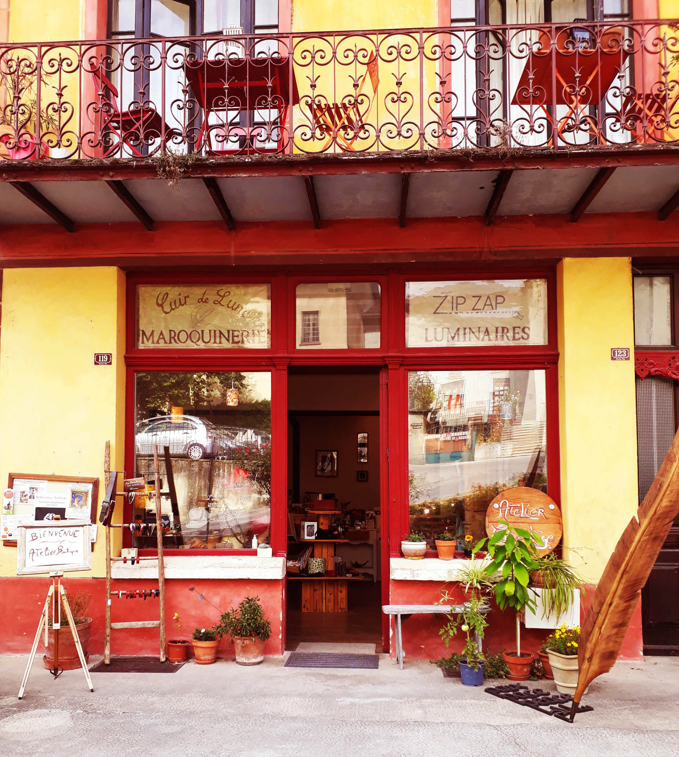 La Plume Artisane Boutique d créateurs locaux