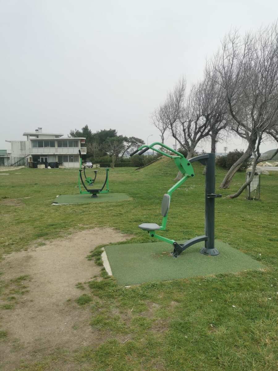 Aire de sport au Jaï (agrès en accès libre) - photo 4