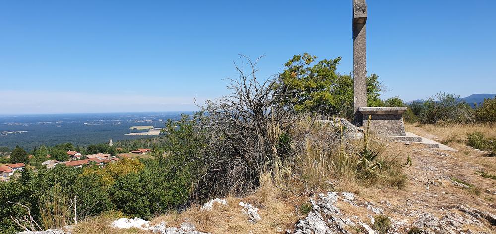 Belvédère des ruines de l'église de St Julien sur Roche