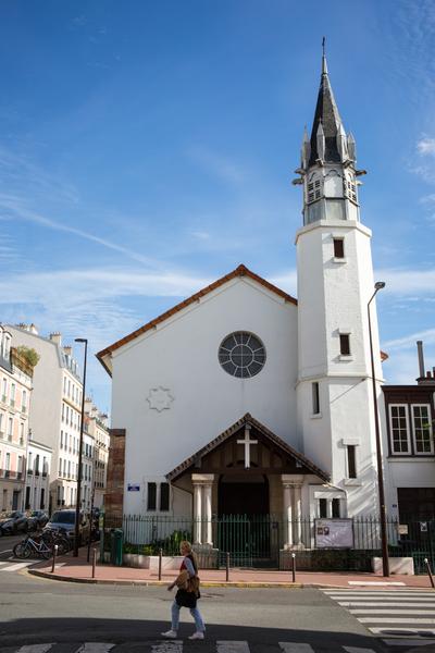 Façade du temple protestant de Charenton-le-Pont 