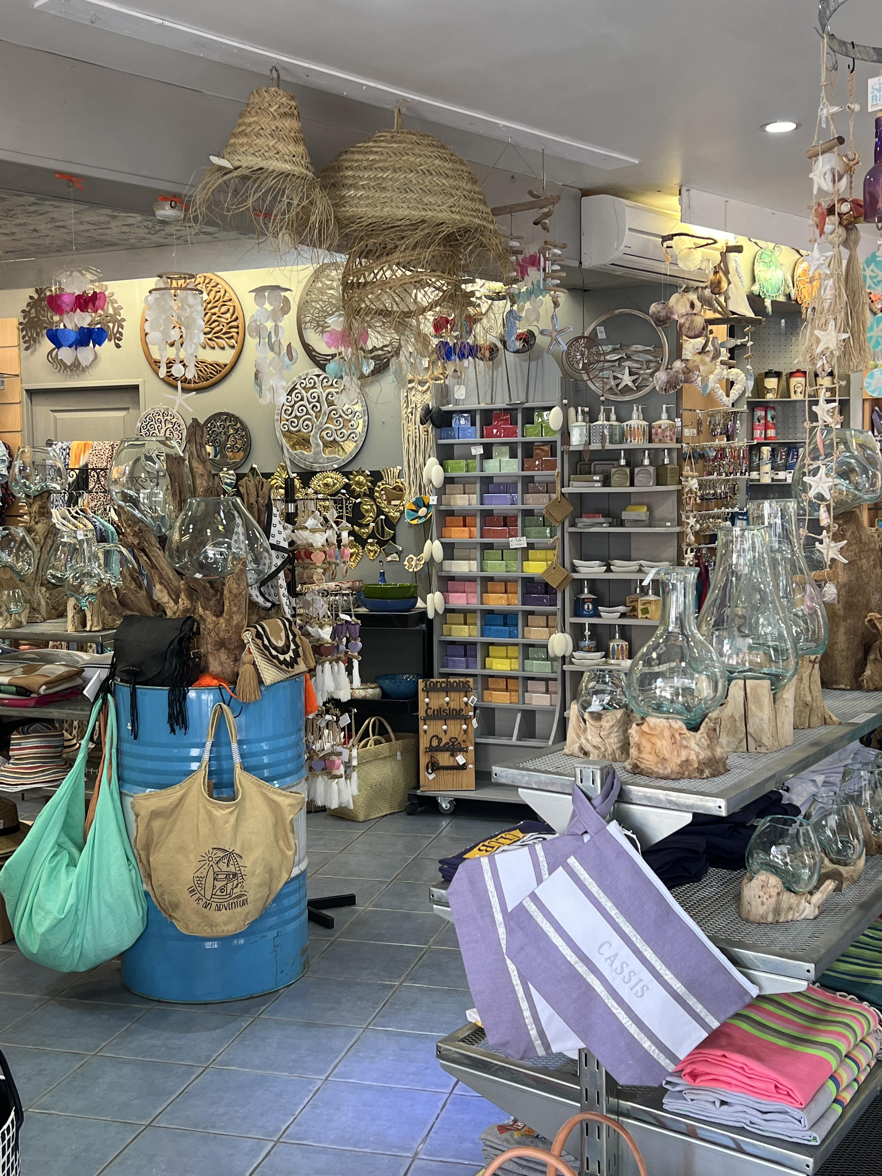 Via Cassis