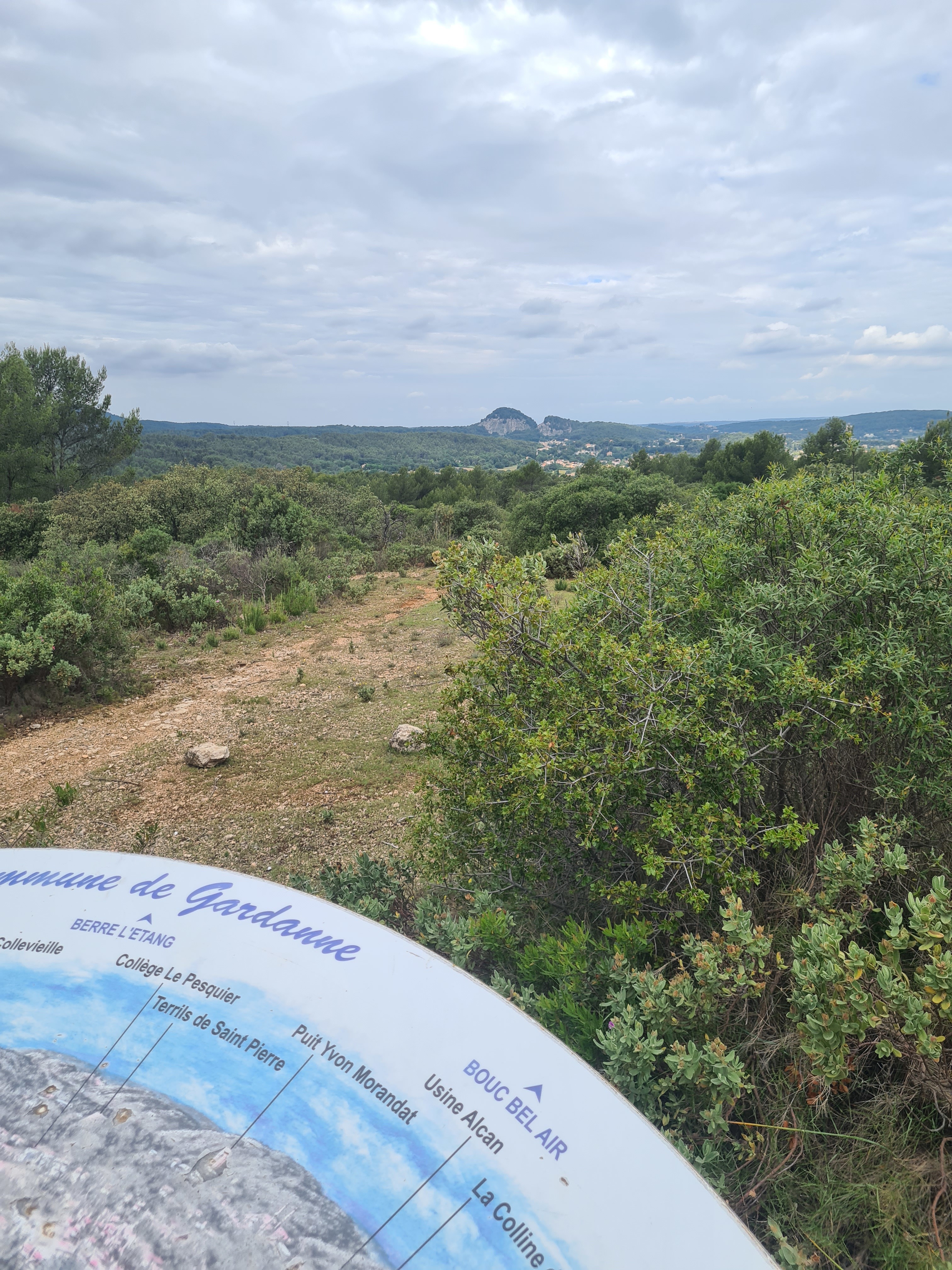 Sentier du Bois du Verdillon, Gardanne - photo 2