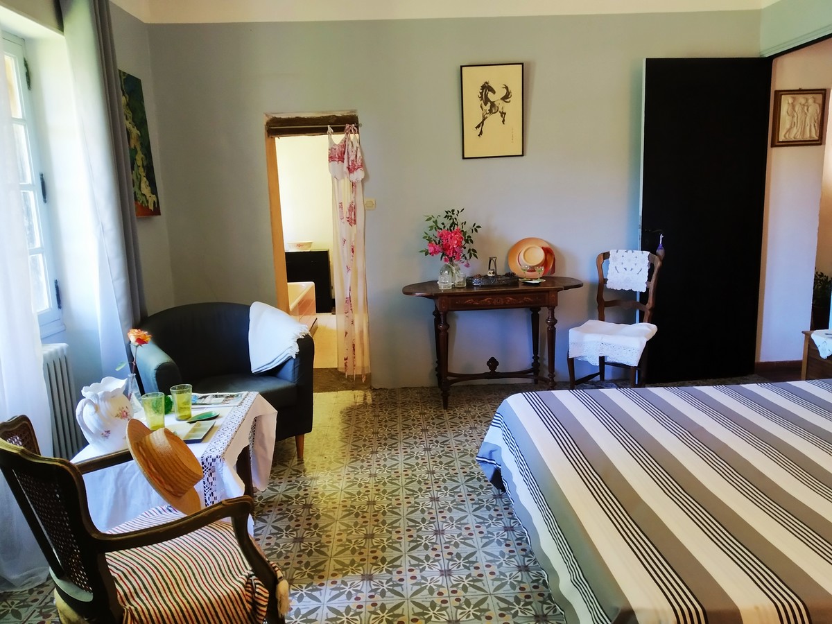 Mas des 3 cyprès - photo 4