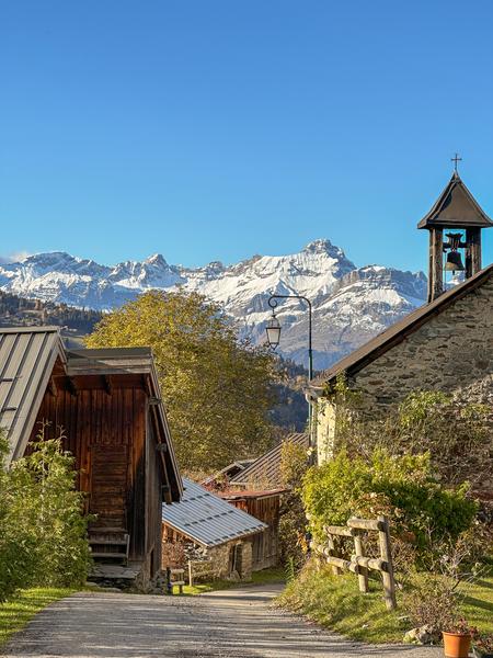 Le champel et son hameau