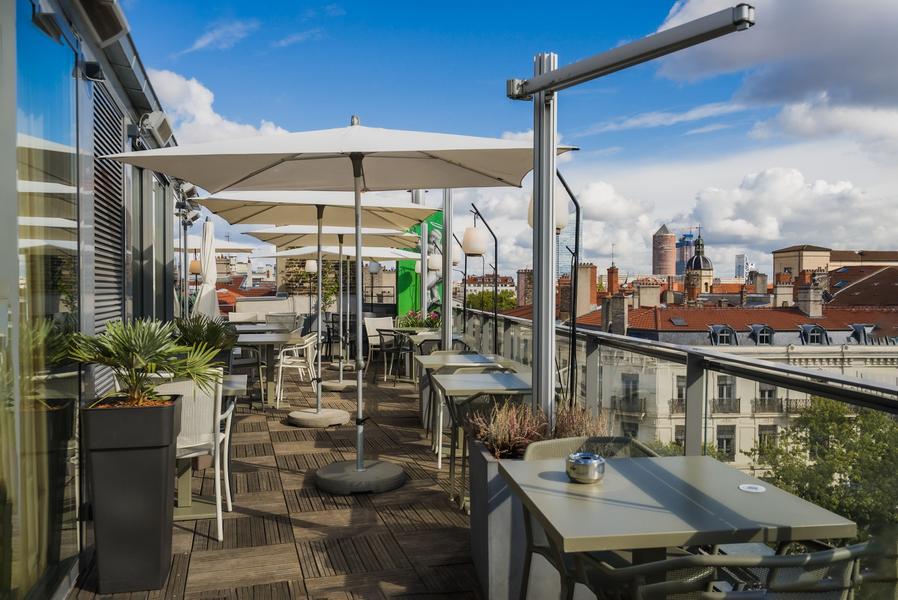 Rooftop Bar Maison No