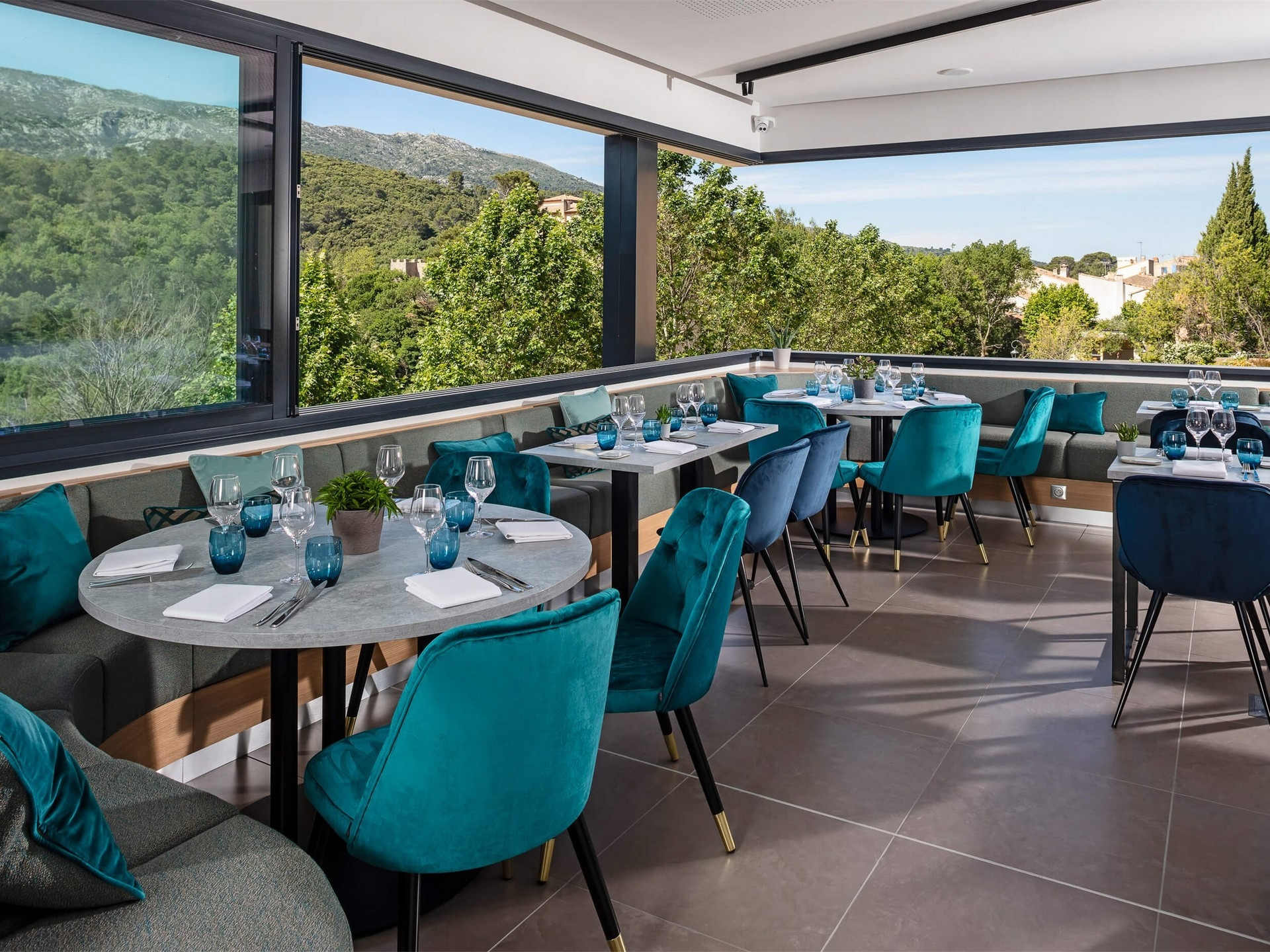 Restaurant-hôtel Sainte Victoire Vauvenargues - photo 5