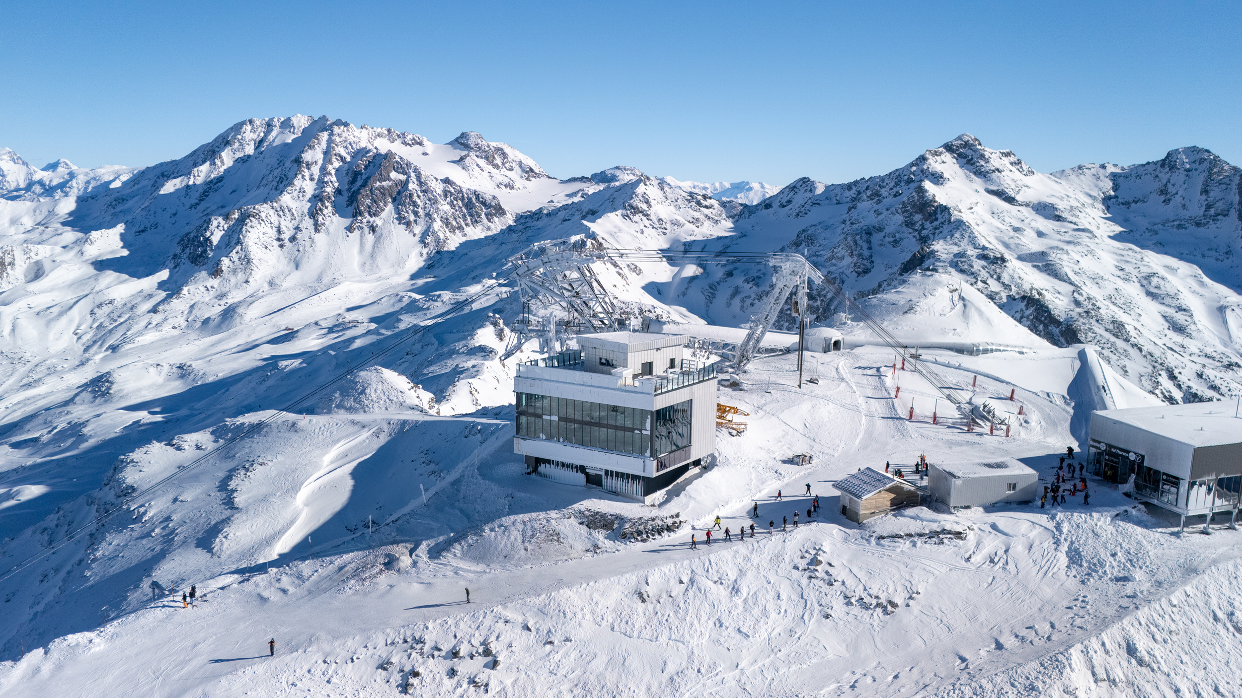 Vue aérienne Cime Caron - batiment Caron 3200