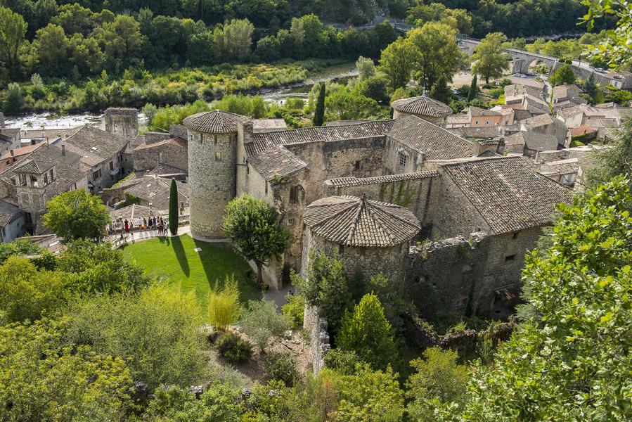 Soirée oenophile : Pique-nique au château !_Vogüé
