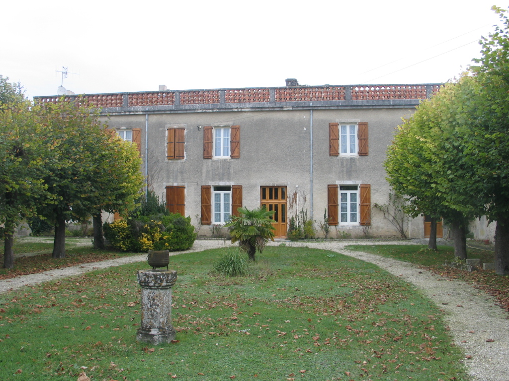Le couvent Benoîste Vierge Marie Notre-Dame des Carmes