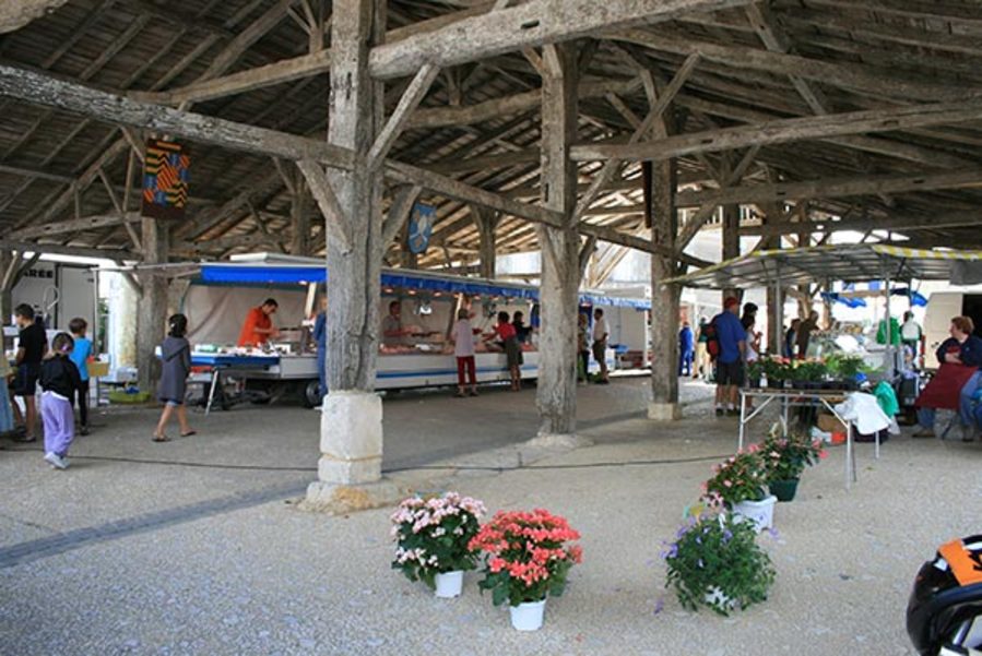 Marché de Pisany