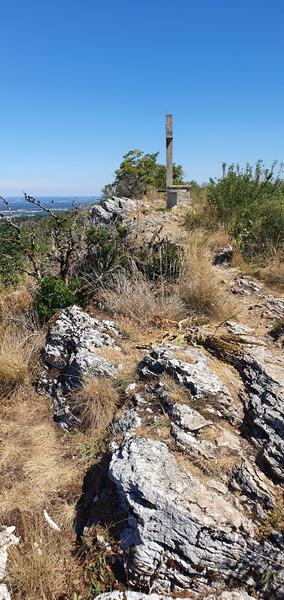 Belvédère des ruines de l'église de St Julien sur Roche