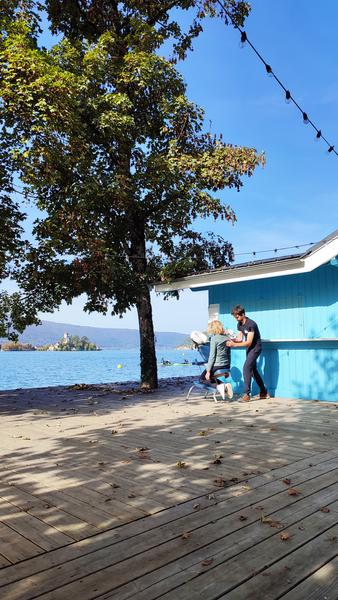 Massage au bord du lac