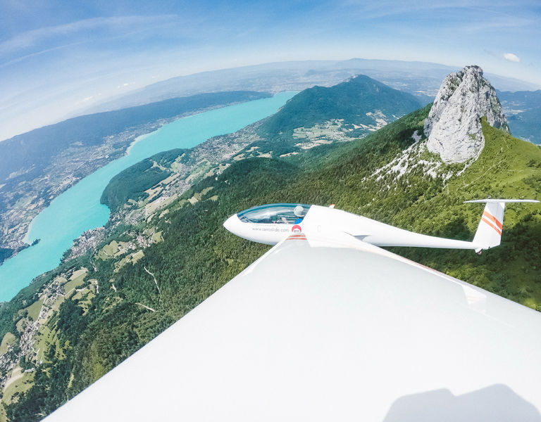 Aeroslide planeur Doussard Sources du lac d'Annecy