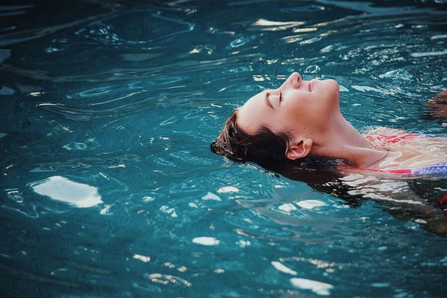 Adult swimming lessons