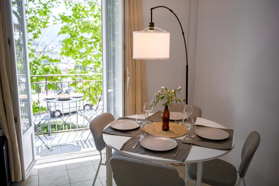 coin repas et balcon