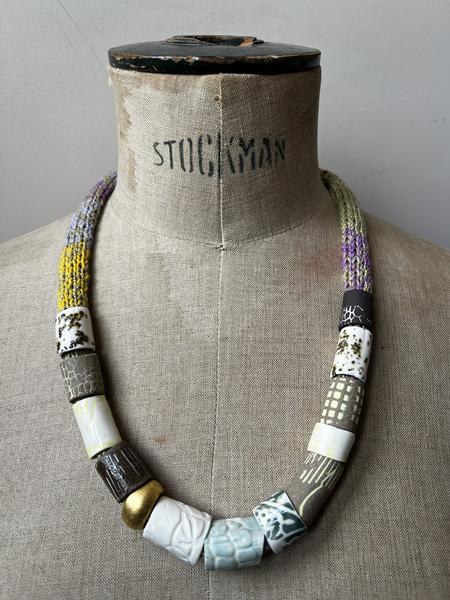 Bijoux en céramique par Barbara Godefroy 