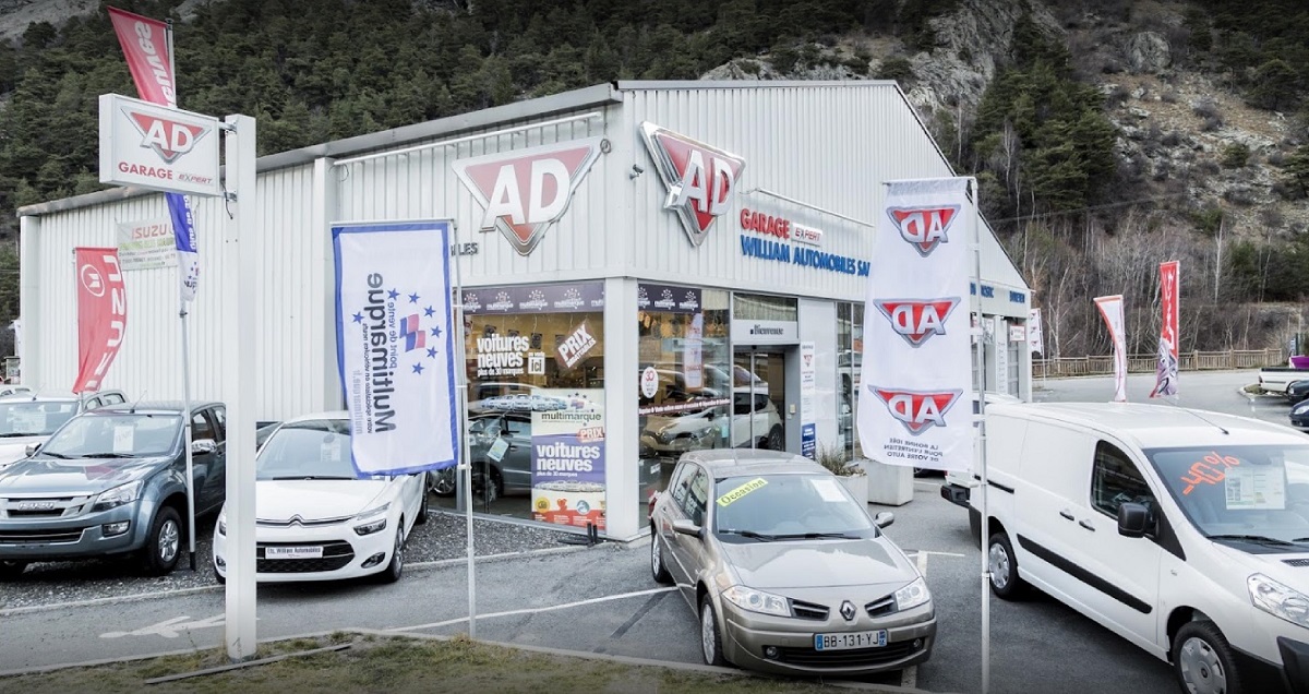 Vue du garage AD Expert au Freney