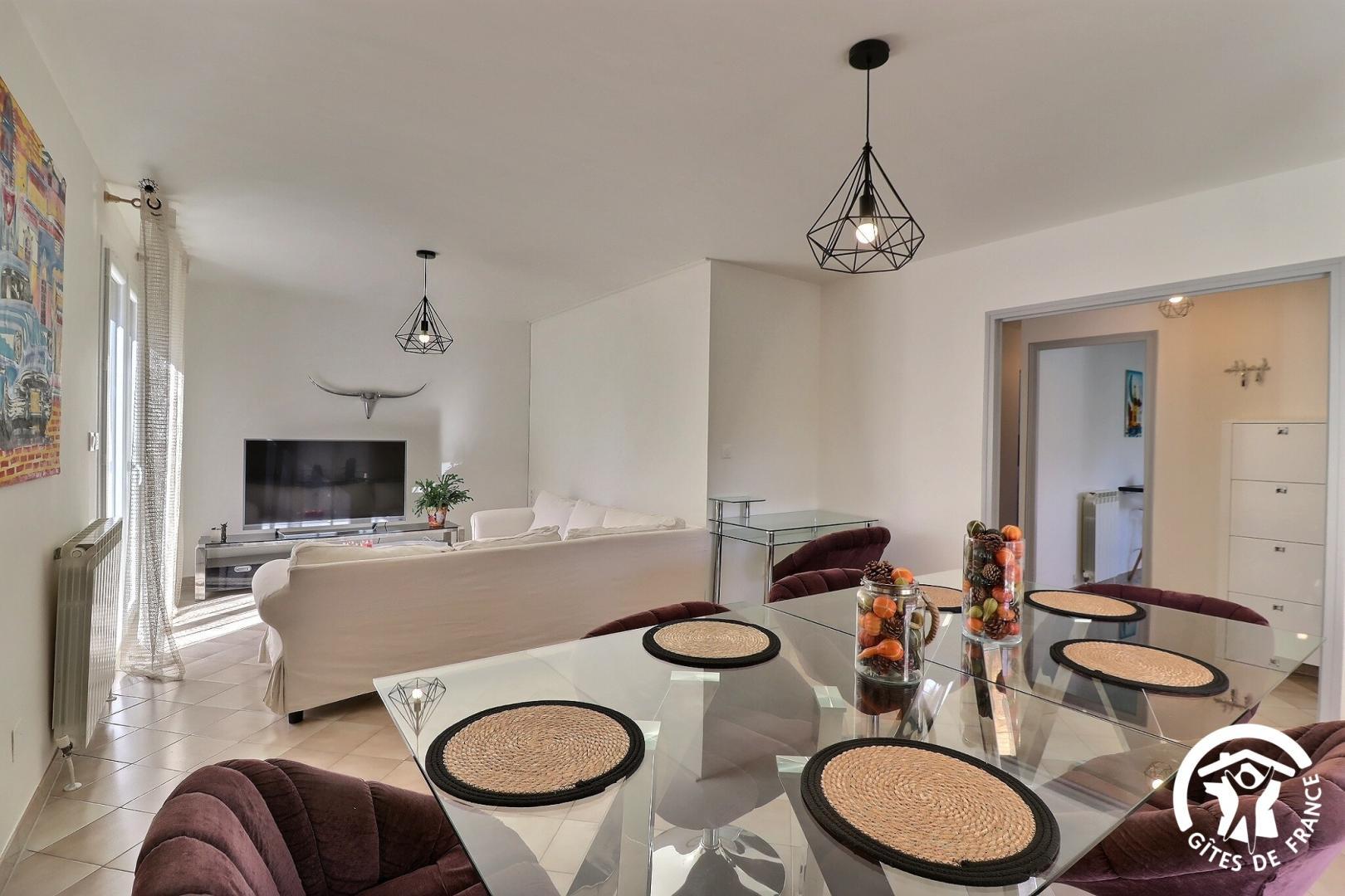 Hote Provence, Eyguières - photo 18