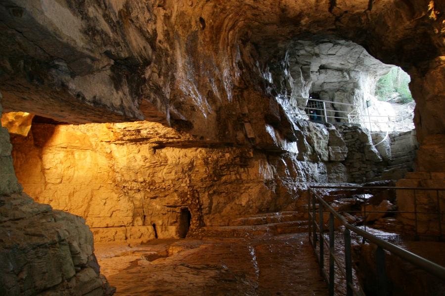 160 ans de la Grotte les Cuves : inauguration