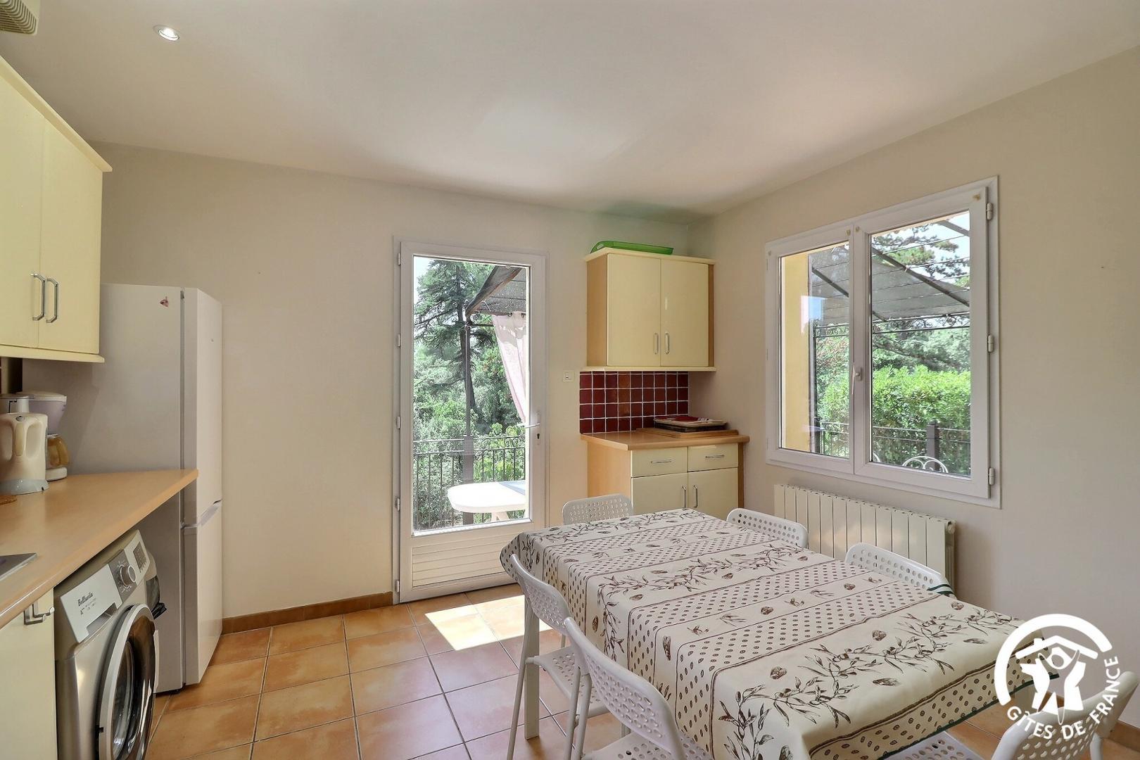 Taoumé, Marseille 11e Arrondissement - photo 9