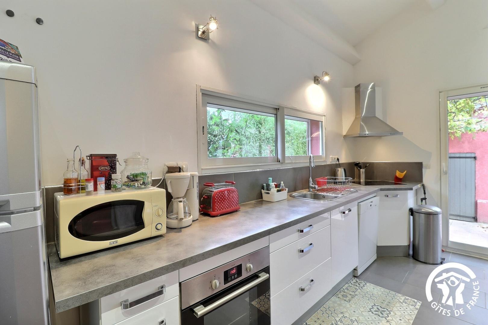 Lou Bastido Roujo, Auriol - photo 18