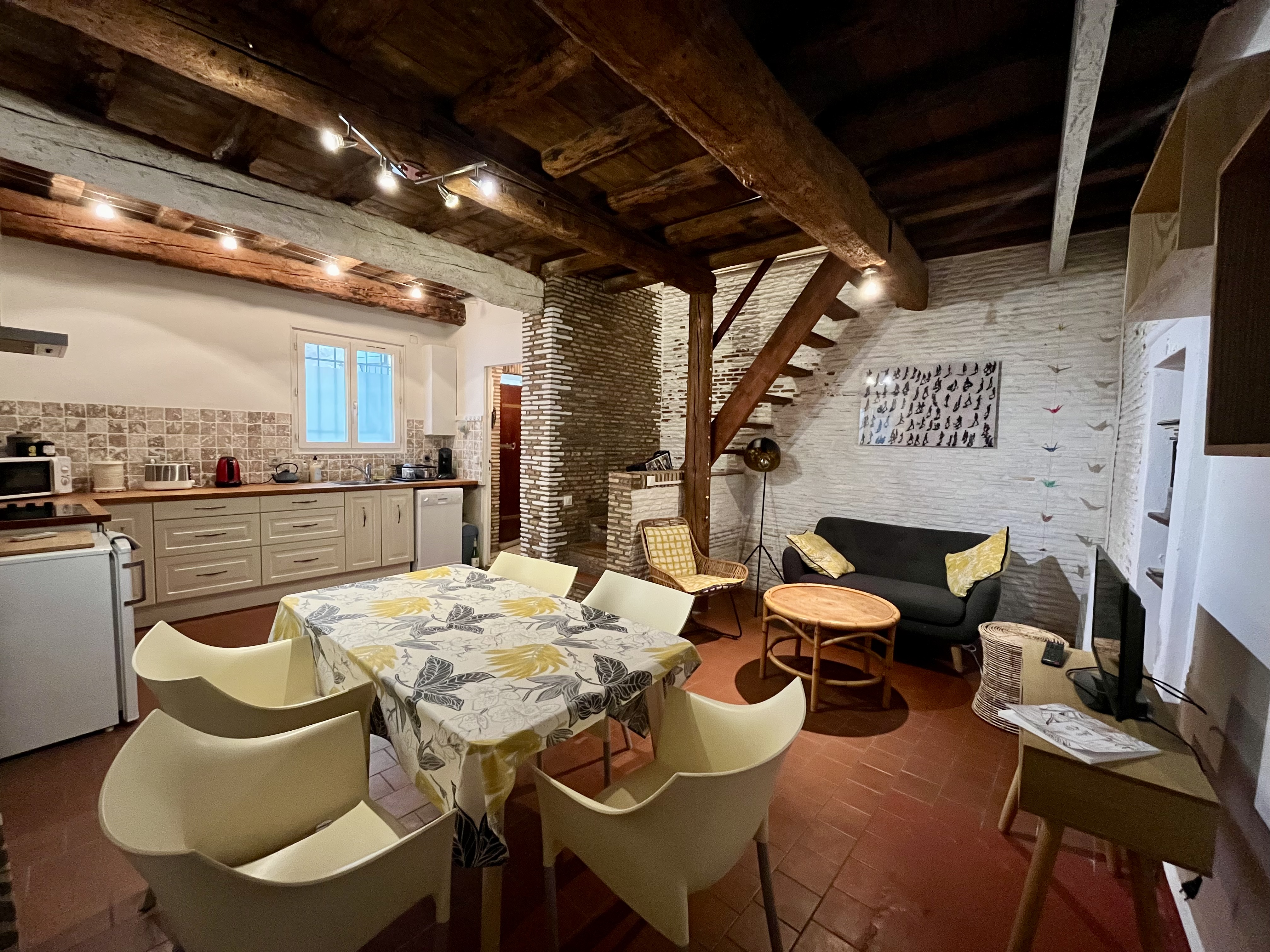 « Chez Geneviève » Arles arènes