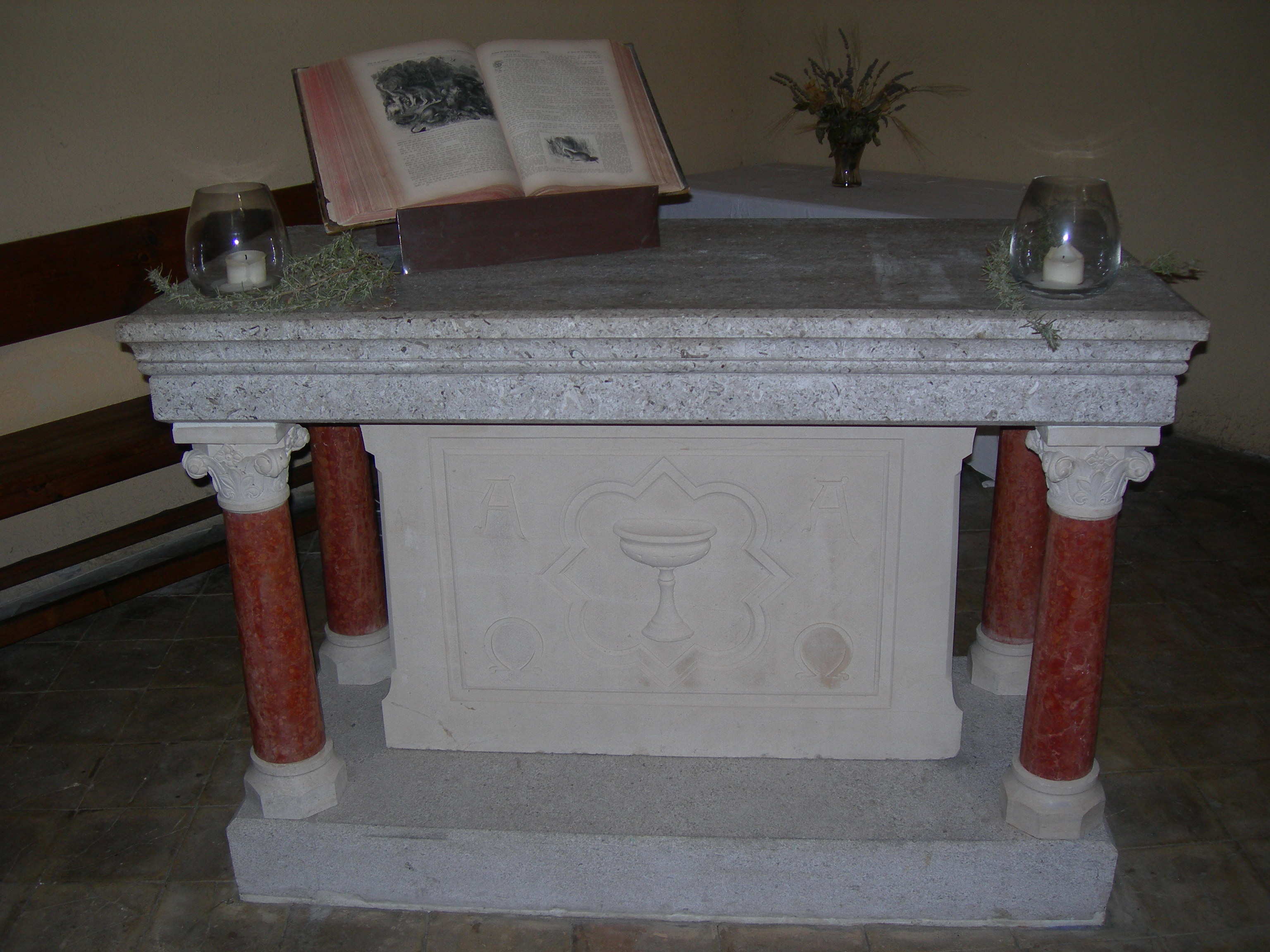 Temple, La Roque-d'Anthéron - photo 3