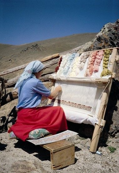 Exposition « Métiers à tisser turcs : comprendre le nouage »
