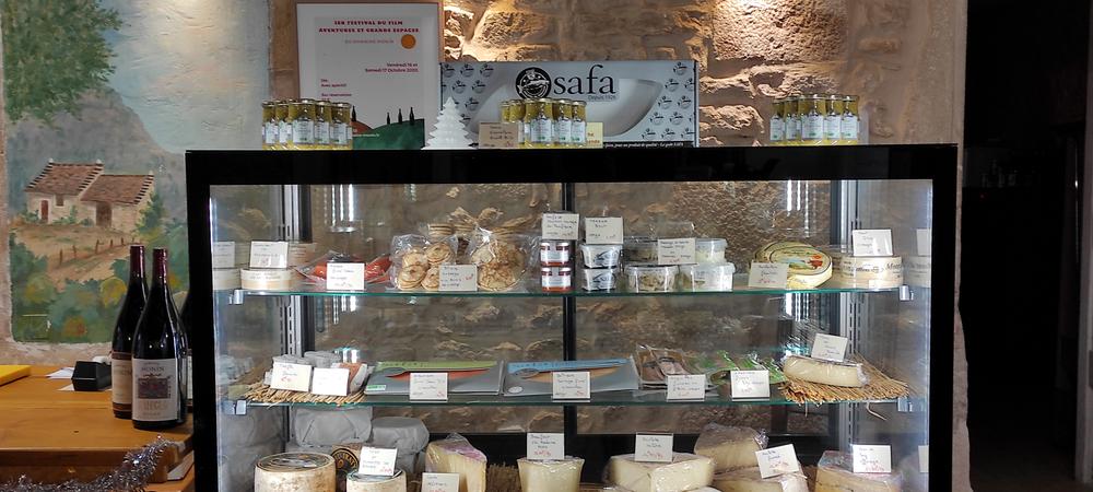 Vente de fromages au caveau