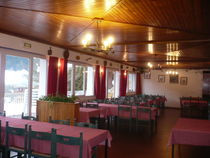 Restaurant room