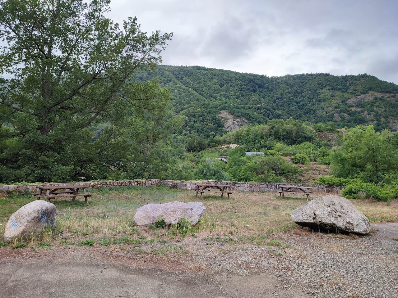 Aire Camping-cars Parc d'Espagne - Ax-les-Thermes — photo 4