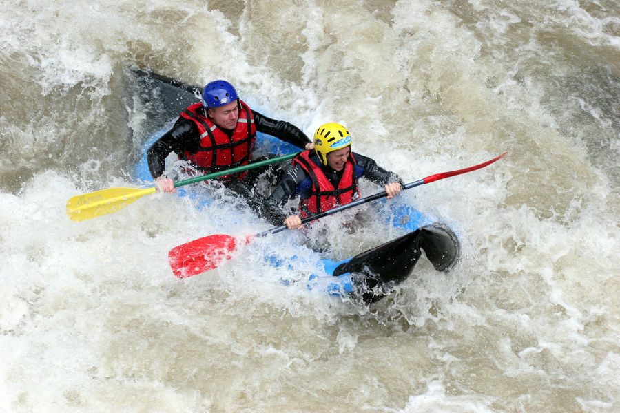 Canoe-raft on Dranse