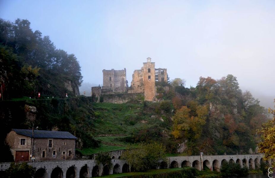 Château Lou Viel Castel - Foire à la Châtaigne de Laguépie