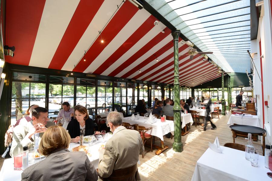 Brasserie Place Bernard