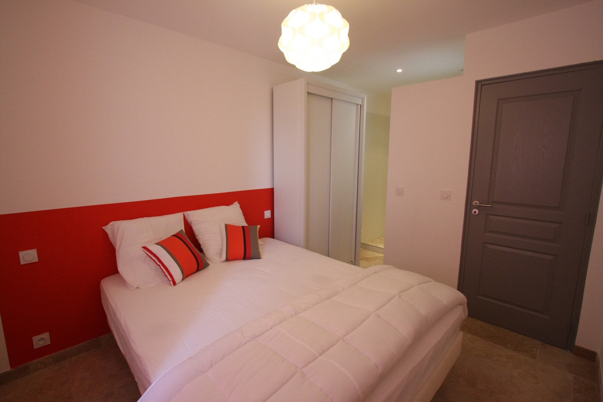 Oustau dou soulèu, Aureille - photo 3