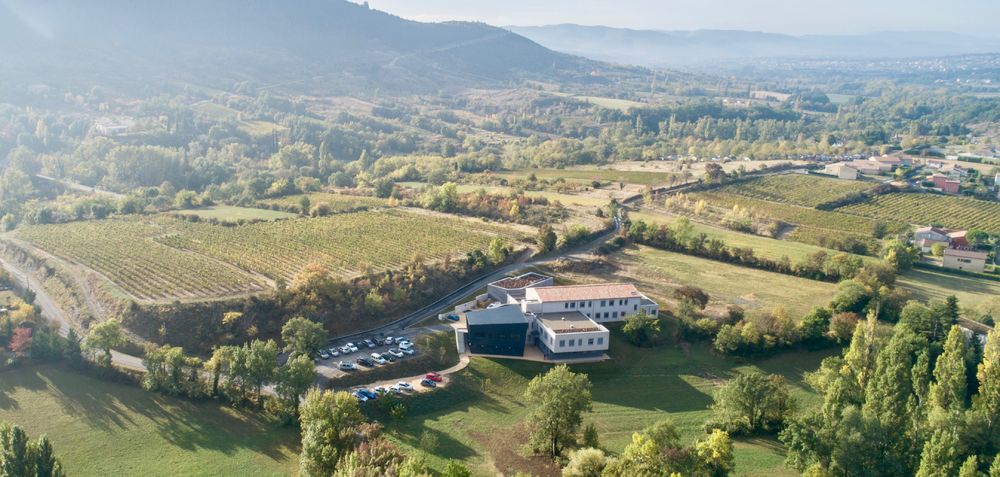 Village Documentaire à Lussas - Le bâtiment