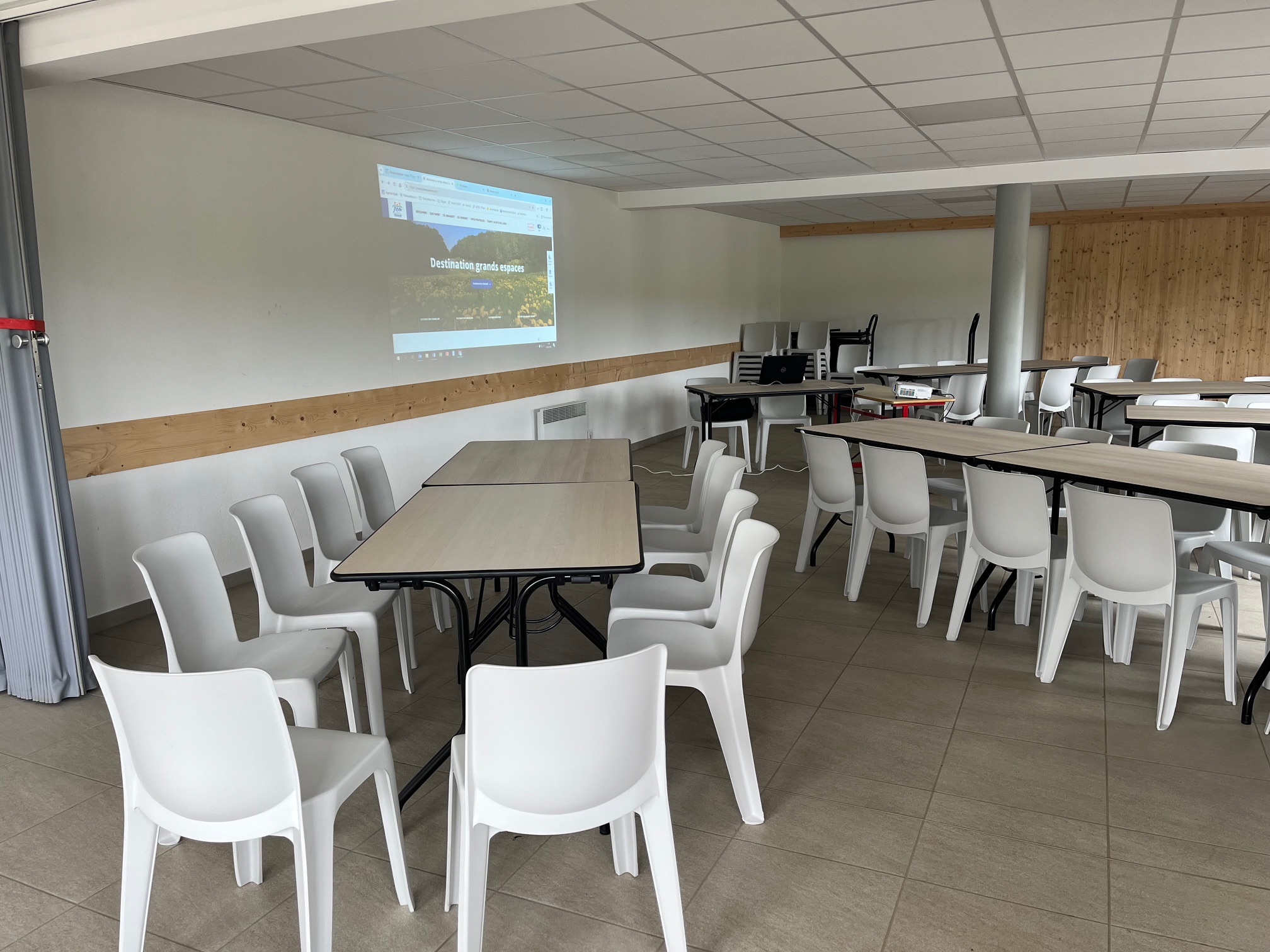 Indoor picnic room at the biathlon stadium of Les Plans d'Hotonnes