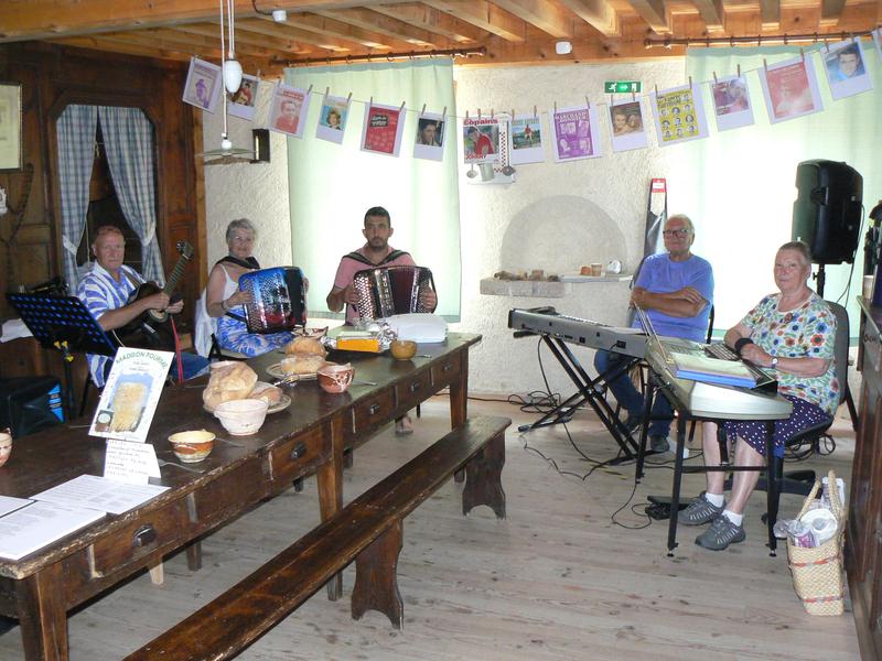 Concert et gourmandises au moulin_Saint-Bonnet-le-Courreau