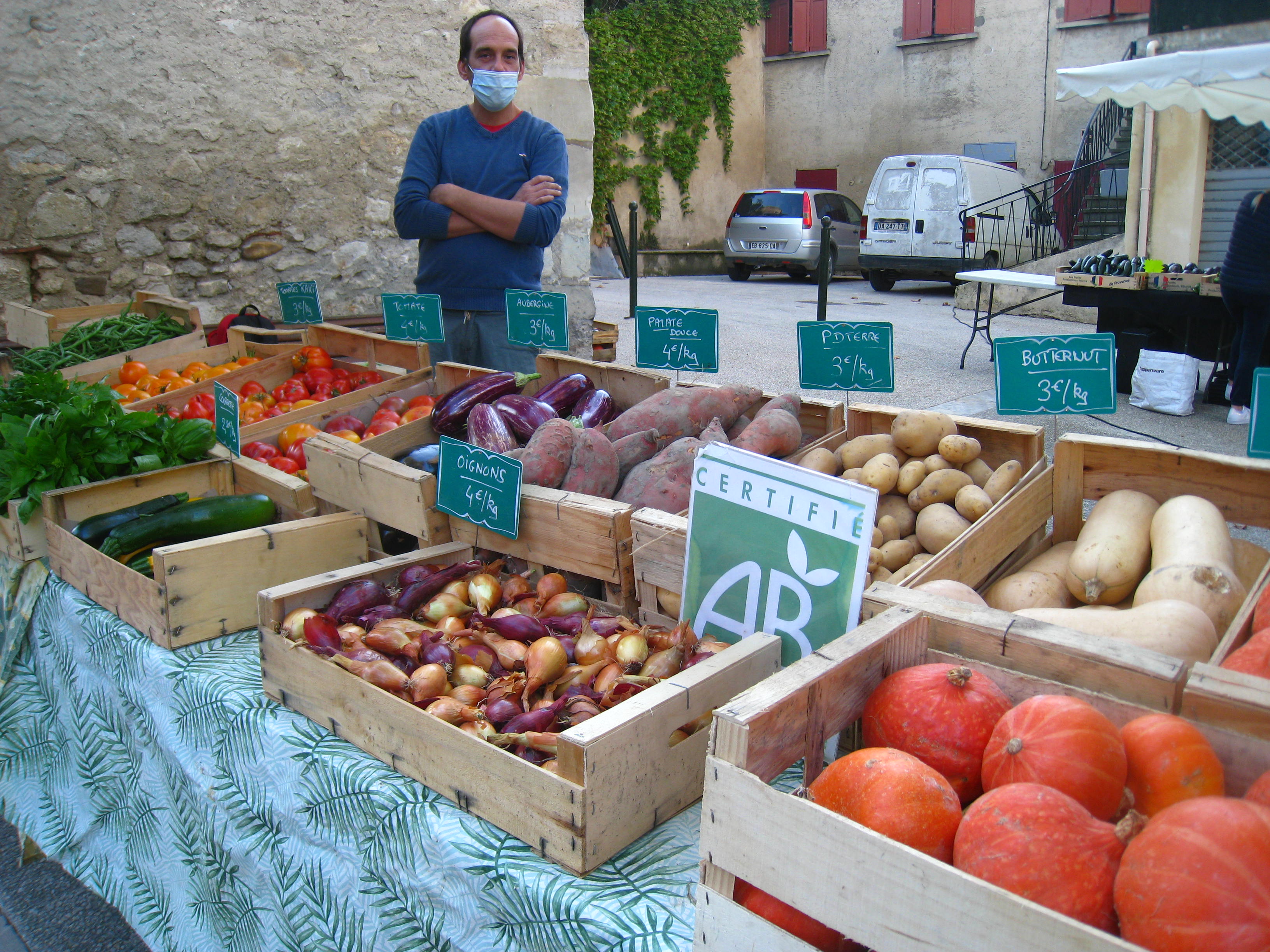 Vente gourmande des producteurs locaux  France Provence-Alpes-Côte d'Azur Bouches-du-Rhône La Roque-d'Anthéron 13640
