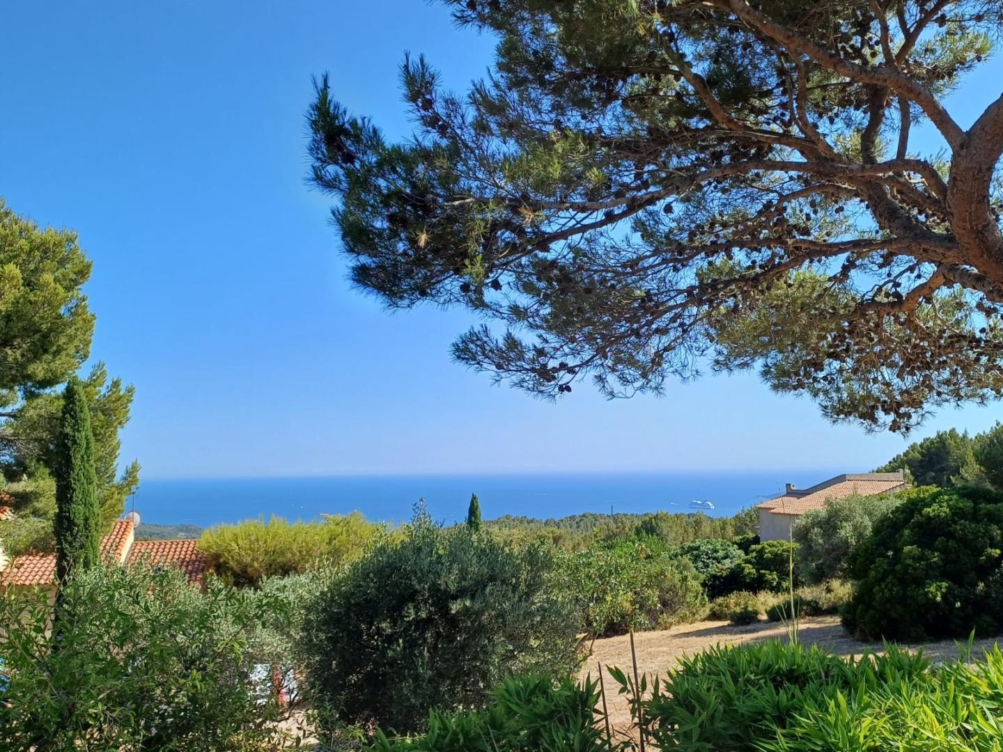 Le Panoramique de Sainte Croix, Ceyreste - photo 15