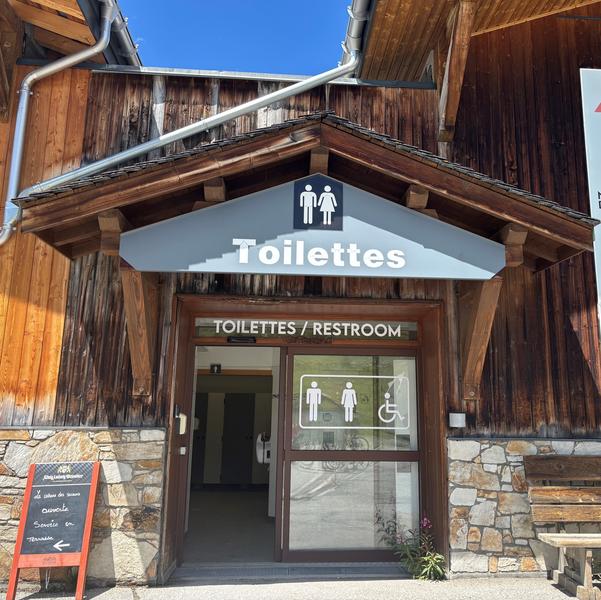 Toilettes publiques - Télécabine Verdons - Gare d'arrivée_Courchevel