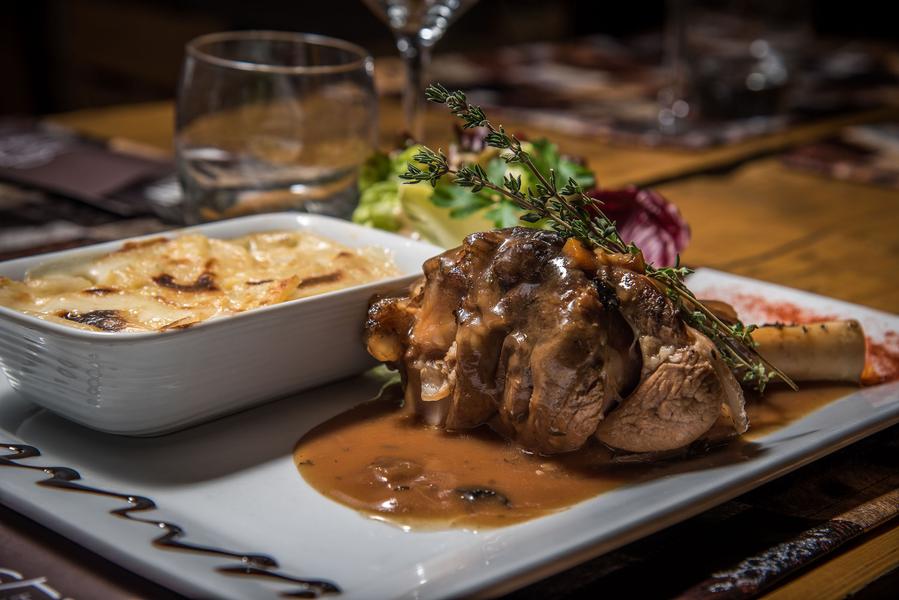 Souris d'agneau avec son gratin dauphinois