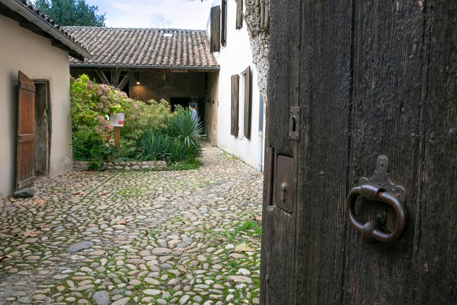 http://Visite%20immersive%20À%20la%20découverte%20d'Ars%20et%20du%20Musée%20de%20cire,%20signé%20Grévin