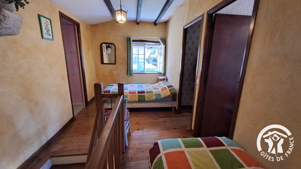 2 lits une place sur le pallier